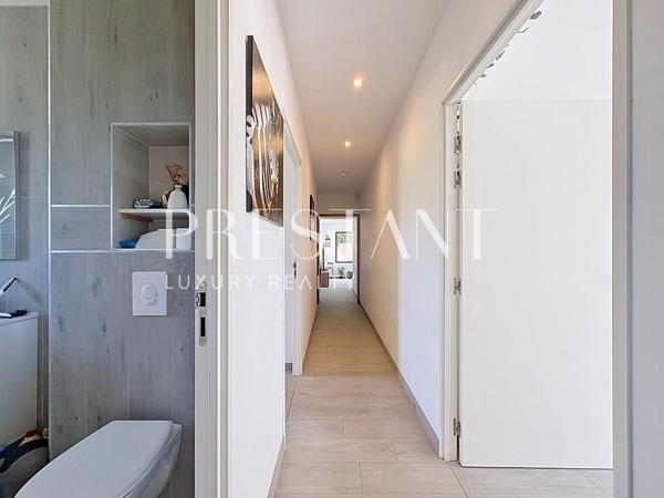 Hossegor, proche centre ville et golf , villa de 250m2 avec garage à velo de 20m2, SAINT GEOURS DE MAREMNE