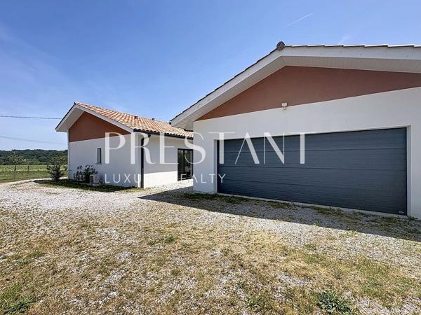 Hossegor, proche centre ville et golf , villa de 250m2 avec garage à velo de 20m2, SAINT GEOURS DE MAREMNE