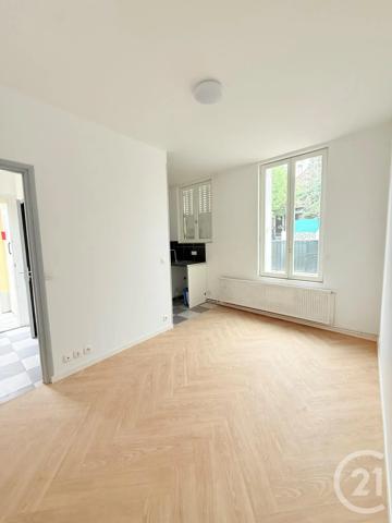 Immeuble à vendre  291,37 m 2   LE VESINET  - 78