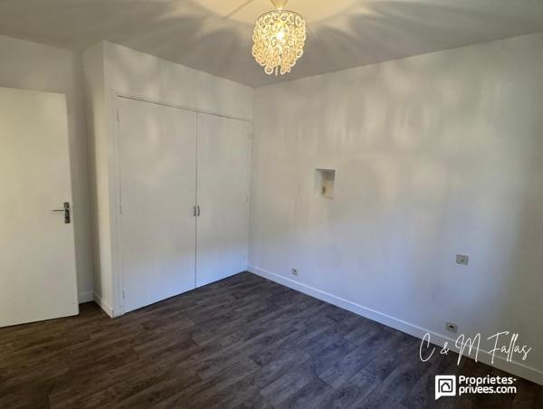 Maison de village en pierre - Terrasse plein sud - Garage - Proche Gorges de l'Ardèche