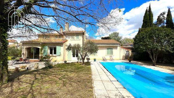 Maison 200m² sur terrain de 1425m² constructible proche centre-ville