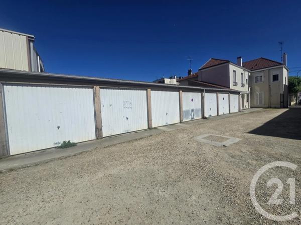 Parking à vendre  70 m 2   PARIS  - 75015