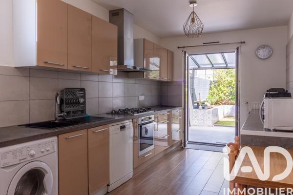 Maison à vendre 7 pièces 135,79 m² Houilles