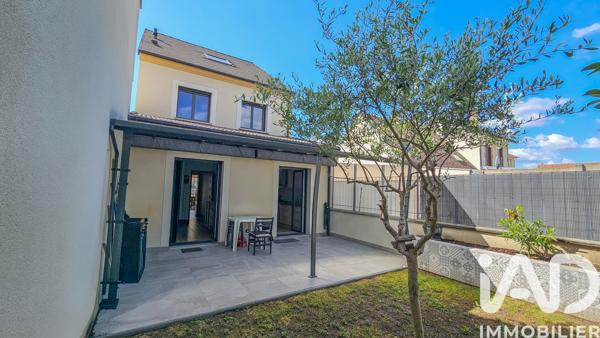 Maison à vendre 7 pièces 135,79 m² Houilles