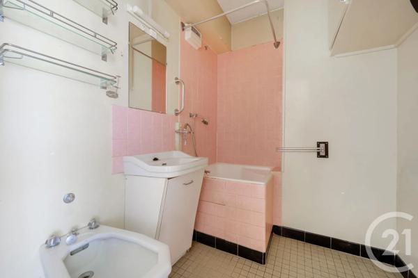 Appartement F3 à vendre  3 pièces - 57,53 m 2   MONTROUGE  - 92