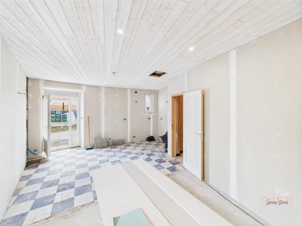 IDÉAL INVESTISSEURS - MAISON D'ENVIRON 120M2 À FINIR DE RÉNOVER