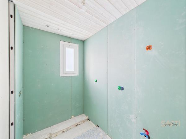 IDÉAL INVESTISSEURS - MAISON D'ENVIRON 120M2 À FINIR DE RÉNOVER