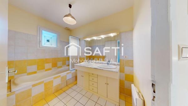 Hyper centre, maison 85 m², 3 ch + jardin+ abri