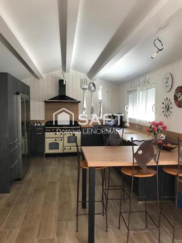 Matha magnifique maison  174m2 et à 450m  de la plage