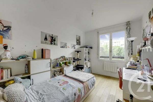 Appartement F4 à vendre  4 pièces - 85,31 m 2   MONTROUGE  - 92