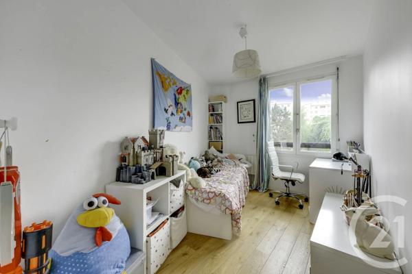 Appartement F4 à vendre  4 pièces - 85,31 m 2   MONTROUGE  - 92