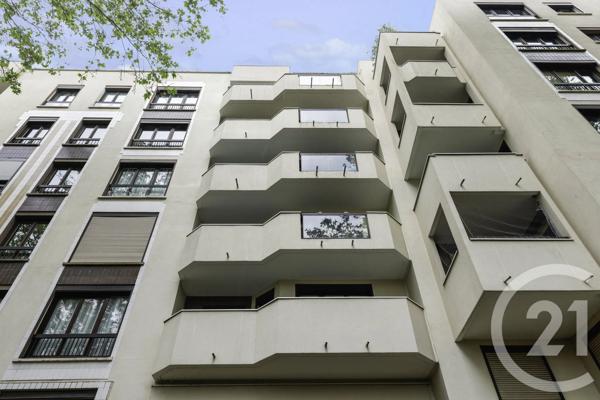 Appartement F4 à vendre  4 pièces - 85,31 m 2   MONTROUGE  - 92