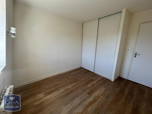 Appartement à louer 2 pièces 39.18m² Le Bourgneuf-la-Forêt (53410)