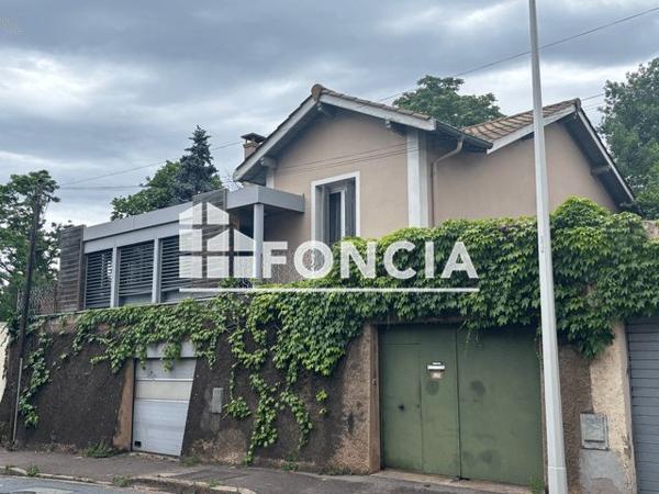 Location Maison 6 pièces 146.6 m² - 62 BIS AVENUE BARTHELEMY BUYER Lyon 69005