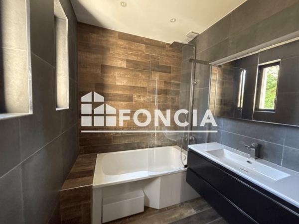 Location Maison 6 pièces 146.6 m² - 62 BIS AVENUE BARTHELEMY BUYER Lyon 69005