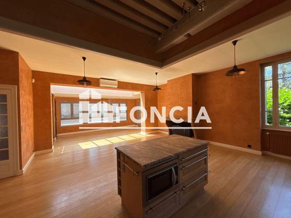 Location Maison 6 pièces 146.6 m² - 62 BIS AVENUE BARTHELEMY BUYER Lyon 69005