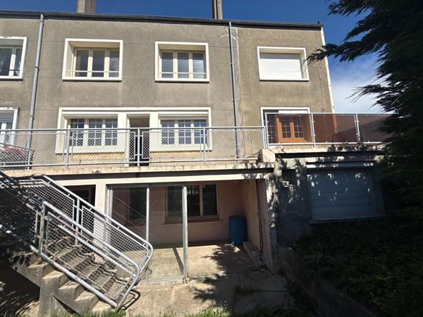 Maison 154 M2 jardin garage