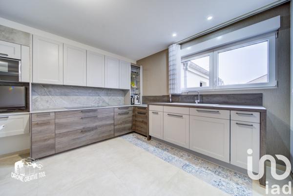 Maison 7 pièces de 175 m² à Serémange-Erzange (57290)