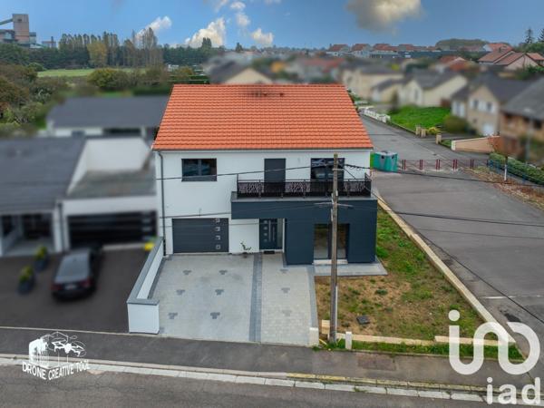 Maison 7 pièces de 175 m² à Serémange-Erzange (57290)