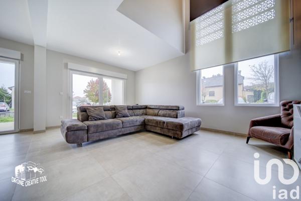 Maison 7 pièces de 175 m² à Serémange-Erzange (57290)