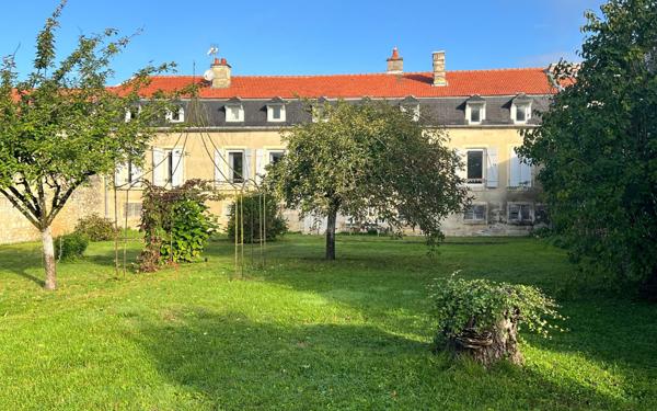 Maison à vendre    7 pièces •  Wassy