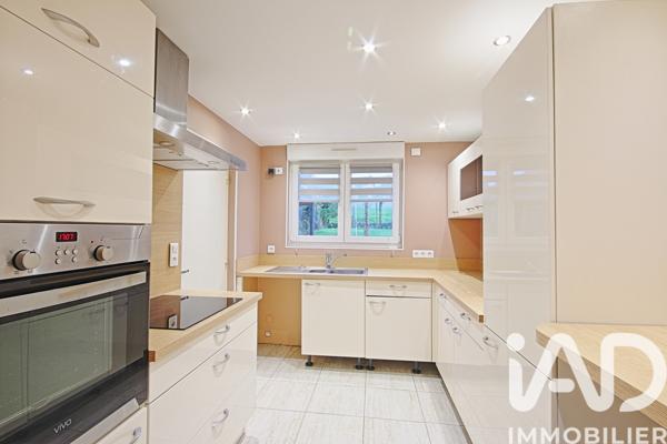 Location maison 4 pièces 79 m² Arras