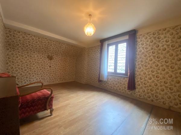 3%.COM Corps de ferme à rénover avec 300m2 de dépendance Duntzenheim (67270)