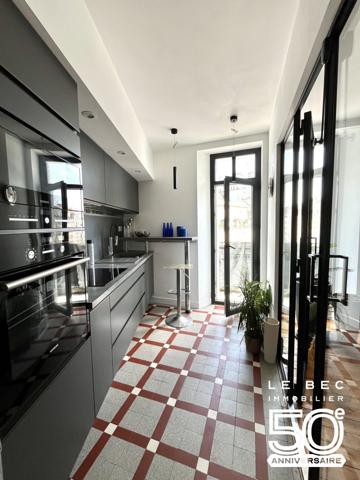 Appartement de Charme en duplex à Vendre – VANNES Centre Ville