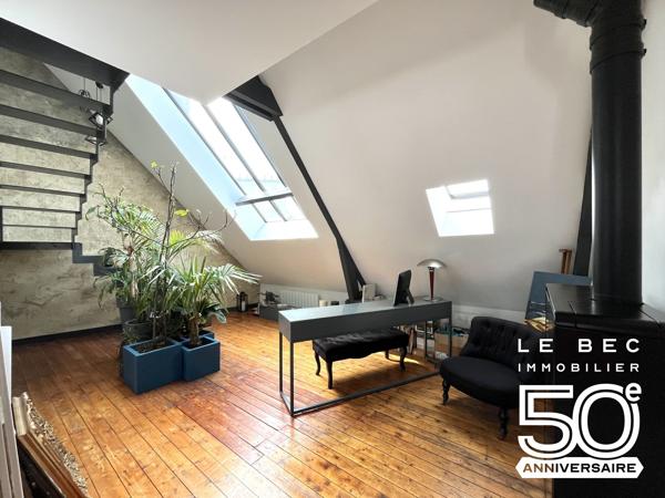 Appartement de Charme en duplex à Vendre – VANNES Centre Ville