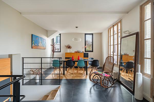 Meulière familiale confidentielle, à l’abri des regards