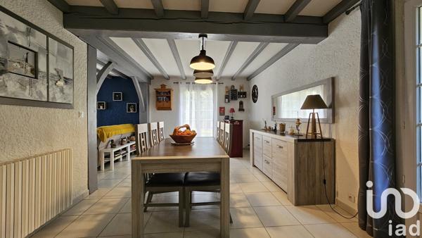 Maison traditionnelle 5 pièces de 122 m² à Saint-Palais (64120)