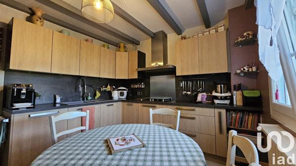 Maison traditionnelle 5 pièces de 122 m² à Saint-Palais (64120)