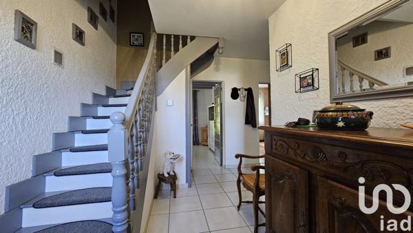 Maison traditionnelle 5 pièces de 122 m² à Saint-Palais (64120)