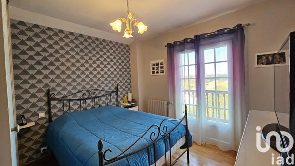 Maison traditionnelle 5 pièces de 122 m² à Saint-Palais (64120)