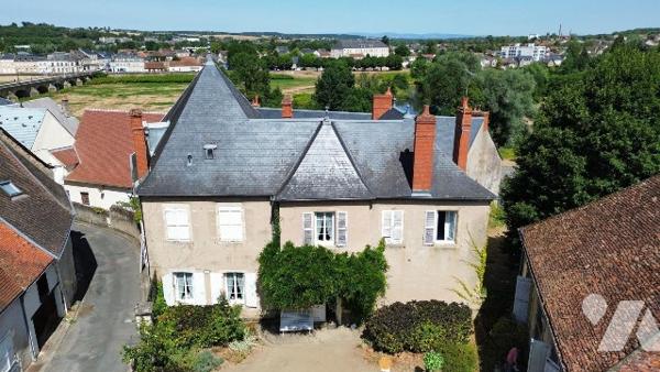 Superbe maison de caractère et son parc arboré