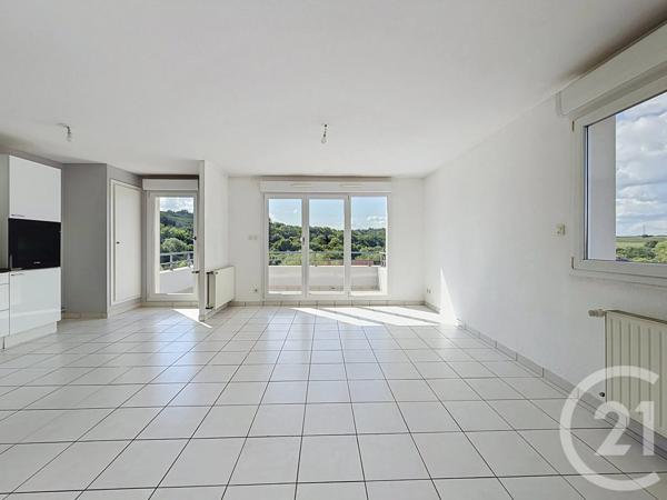 Appartement F3 à vendre  3 pièces - 67,83 m 2   STE SUZANNE  - 25