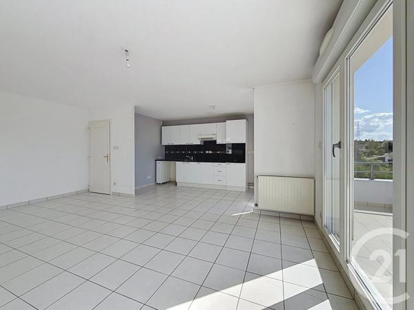 Appartement F3 à vendre  3 pièces - 67,83 m 2   STE SUZANNE  - 25