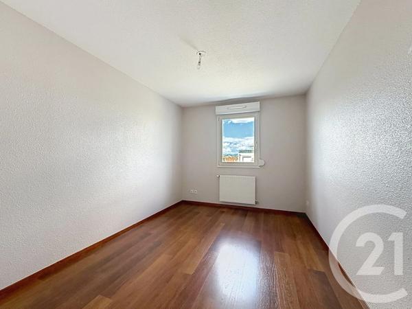 Appartement F3 à vendre  3 pièces - 67,83 m 2   STE SUZANNE  - 25