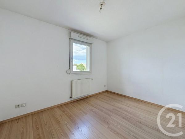 Appartement F3 à vendre  3 pièces - 67,83 m 2   STE SUZANNE  - 25