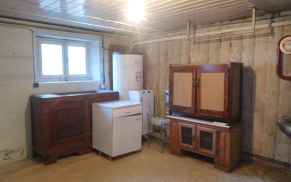 Maison à vendre    5 pièces •  Saint-Yrieix-la-Perche