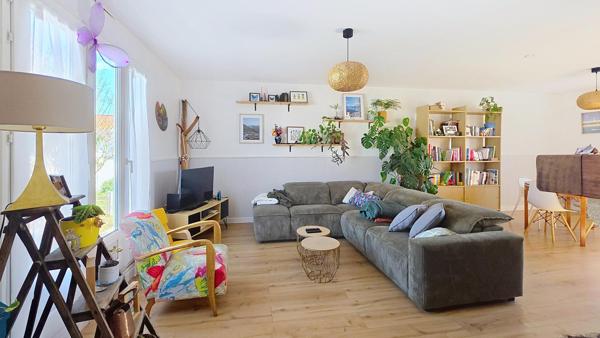 MAISON PLAIN PIED / GARAGE + ATELIER / TERRAIN 500M2 ENVIRON