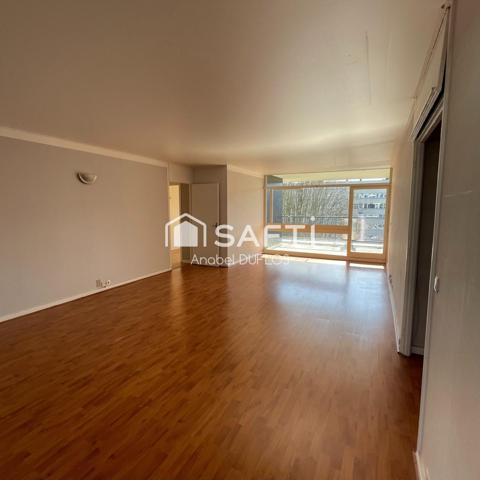 Appartement lumineux de 98m2 avec terrasse Avenue de Flandre