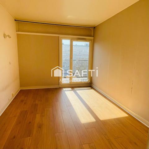 Appartement lumineux de 98m2 avec terrasse Avenue de Flandre