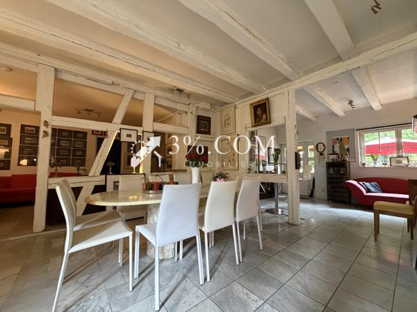 Maison
                                                                                                                                                                                                                                                                                                                        16 pièce(s)                                                                                                                                                                                                          10 chambre(s)                                                                                                                                                                                                          378.24  m²