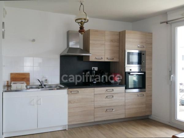 Joué-lès-Tours (Indre-et-Loire), à vendre APPARTEMENT loué 3 pièces de 65 m²