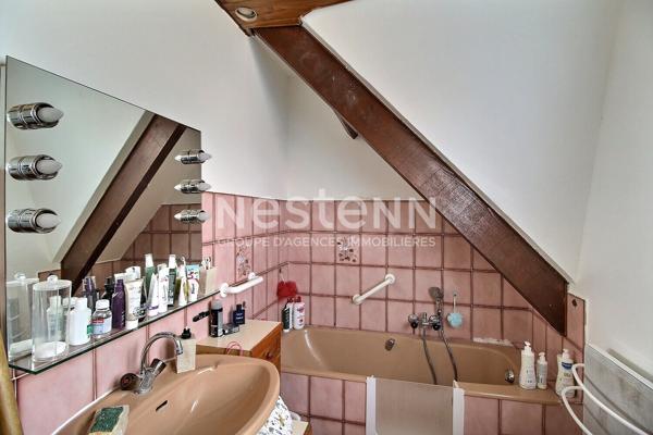 MASSY - Quartier résidentiel de Villaine - Maison de 1983  d'une superficie de 98,5 m² sur terrain de 274m²