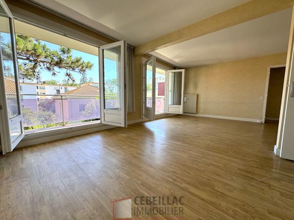 Appartement 3 pièce(s) 1 chambre(s) 70.3 m²
