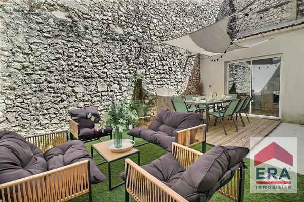 Maison à vendre - Châteaurenard - 109 m² - 4 chambres - Cour
