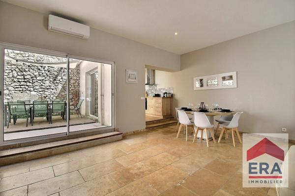 Maison à vendre - Châteaurenard - 109 m² - 4 chambres - Cour