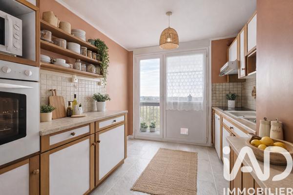 Appartement à vendre 5 pièces 91 m² Boussy-Saint-Antoine